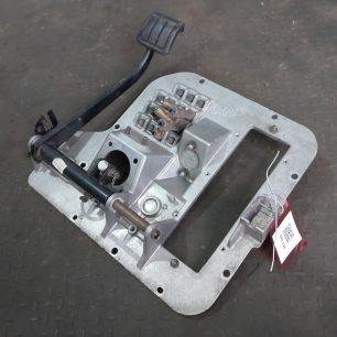8189958 VOLVO Блок педалей, № XF446428