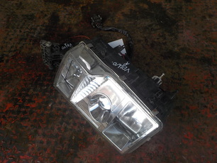 20713729 VOLVO Фара правая, № XF104672
