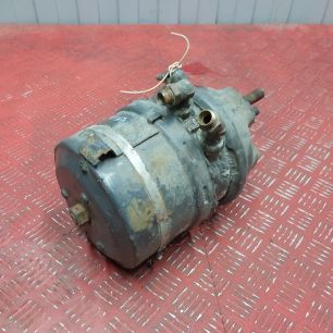 21596227 VOLVO Энергоаккумулятор, № XF451701