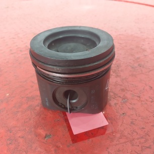 2247271 SCANIA Поршень, № XF465064