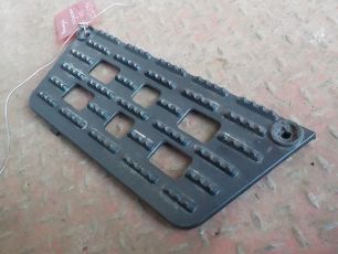 9436660028 MERCEDES Накладка подножки, № XF226094