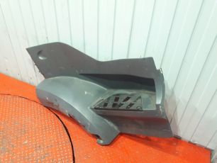 9606667503 MERCEDES Корпус подножки верхний правый