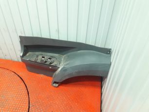 9606667103 MERCEDES Корпус подножки верхний левый
