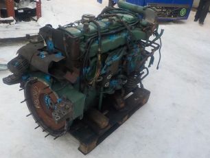 1638449 VOLVO Двигатель, D10B