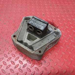 3423650 IVECO Опора двигателя, № XF474784
