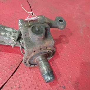 5010439942 RENAULT Кулак поворотный правый