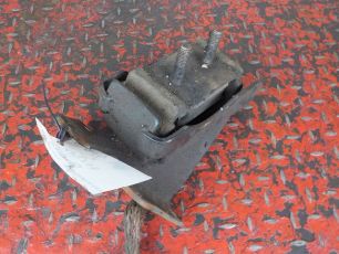 504046292 IVECO Подушка двигателя, № XF184293