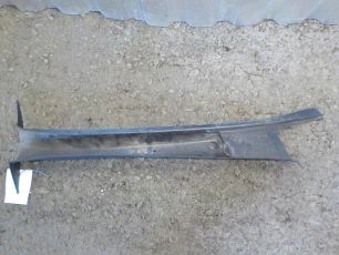 1096211 VOLVO Накладка стойки