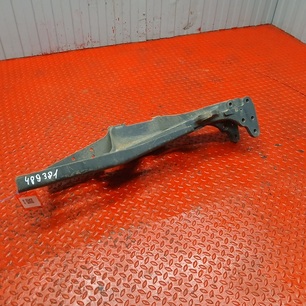 9603102990 MERCEDES Кронштейн буксировочный правый