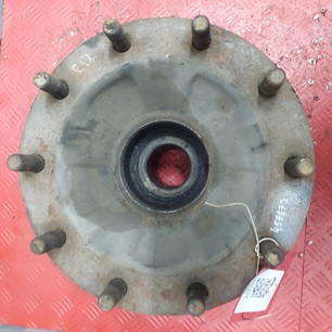 7421116569 RENAULT Ступица передняя, № XF457173