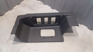 T03464011 TOPCOVER Корпус подножки нижний правый