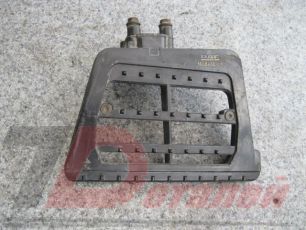 1638480 DAF Кронштейн подножки, № XF23203