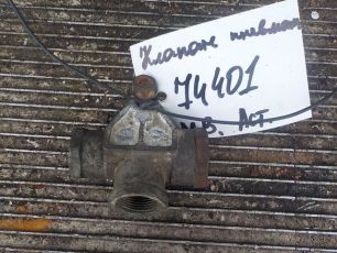 0054296544 MERCEDES Клапан ускорительный, № XF74401