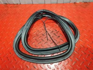 2272842 SCANIA Уплотнитель стекла
