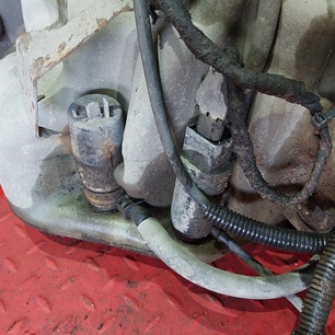 21189159 VOLVO Насос омывателя, № XF465880