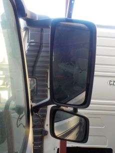 80858000 VOLVO Зеркало правое, № XF100086