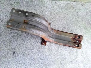 20372088 VOLVO Кронштейн подножки, № XF18560