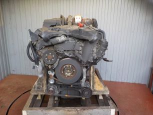 0020106500 MERCEDES Двигатель, OM501