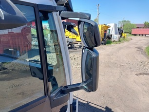5801765318 IVECO Зеркало правое, № XF450062