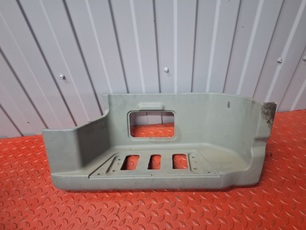 MB505276 KAHVECI OTOMOTIV Корпус подножки нижний правый