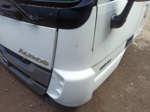9438841922 MERCEDES Дефлектор кабины наружная часть левая, № XF337156