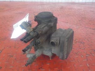 7421122038 RENAULT Кран управления тормозами прицепа, № XF243467