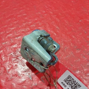 9437230141 MERCEDES Петля двери нижняя правая