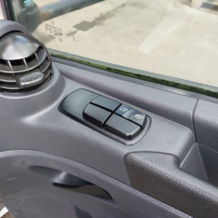 0025450113 MERCEDES Блок управления стеклоподъемника правый