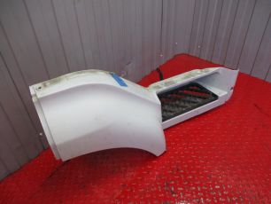 5010468636 RENAULT Корпус подножки верхний правый, № XF283185
