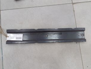 7420859341 RENAULT Крепление аккумулятора, № XF164032
