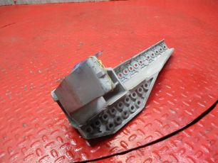 9436660578 MERCEDES Кронштейн подножки нижней правой, № XF352609