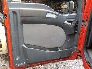 81626306107 MAN Обшивка двери, № XF220887