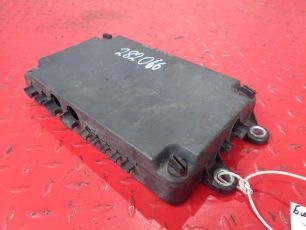 21717590 VOLVO Блок предохранителей, № XF282066