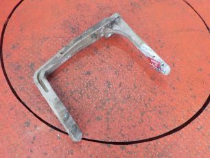 21064342 VOLVO Кронштейн глушителя, № XF350967