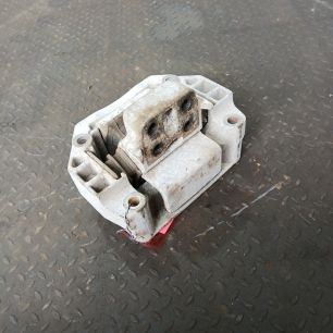 1921972 SCANIA Подушка КПП, № XF447417