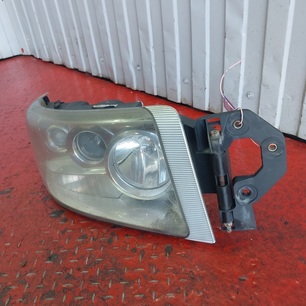 7482588692 RENAULT Фара правая, № XF483008