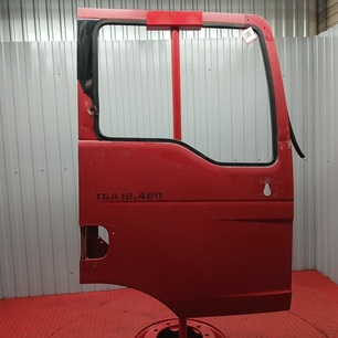 81626004132 MAN Дверь правая