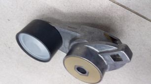 70468 AUGER Натяжитель ремня