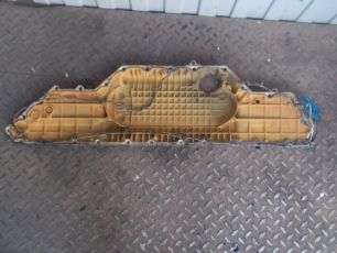 20460562 VOLVO Крышка двигателя, № XF53212