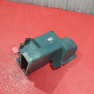 5010226174 RENAULT Кожух рулевой колонки