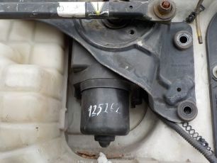 5001834379 RENAULT Моторчик стеклоочистителя, № XF125262