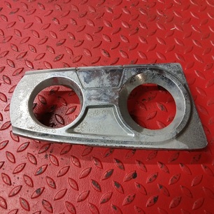 504188033 IVECO Накладка фары правая, № XF464924