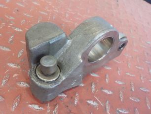 21247324 VOLVO Коромысло клапанов