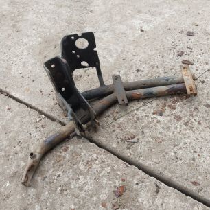 8144548 VOLVO Кронштейн подножки, № XF425742