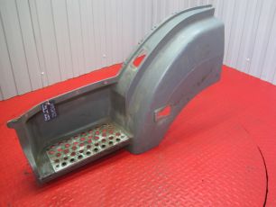 9446661301 MERCEDES Корпус подножки верхний левый, № XF239264