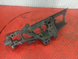 9603102990 MERCEDES Кронштейн буксировочный правый