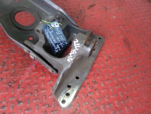21899322 VOLVO Кронштейн передней рессоры, № XF214546