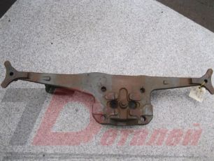 1368262 DAF Кронштейн пневмоподушки левый, № XF82478