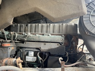 1639652 VOLVO Двигатель D12D