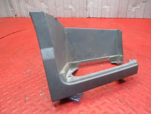 82142373 VOLVO Корпус подножки нижний правый, № XF351535